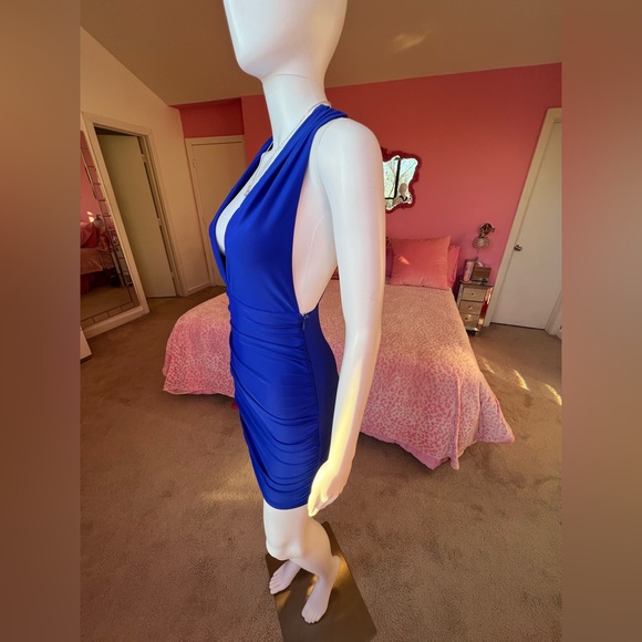 Superdown by Revolve Colbalt Blue V open back Mini Dress size XXS (runs big) - Picture 5 of 10